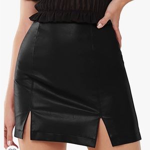 Mangopop Faux Leather Mini Skirt